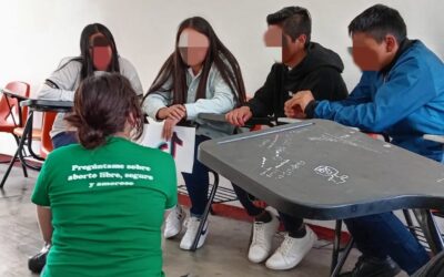 Imparten Taller sobre “cuidados Digitales y Derecho a Decidir” a Estudiantes en San Cristóbal de las Casas